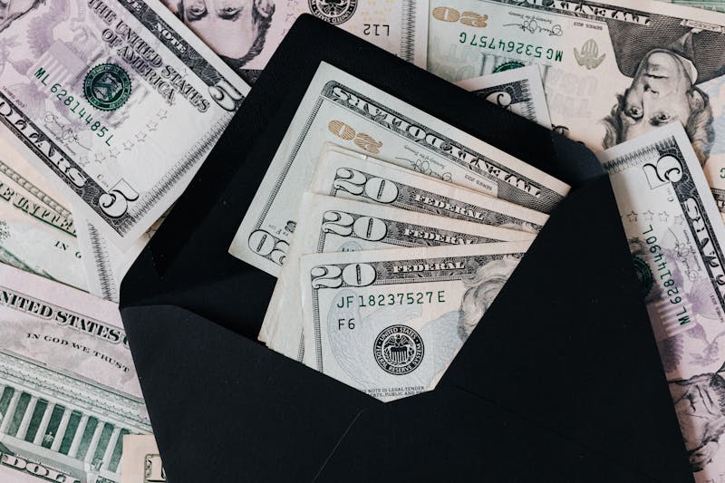 Portefeuille avec cartes bancaires pour le voyage