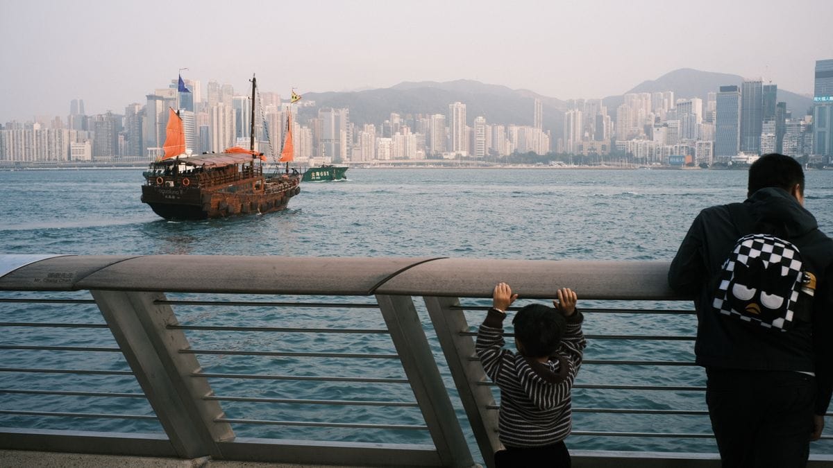 Famille préparant l’ETA depuis Hong Kong